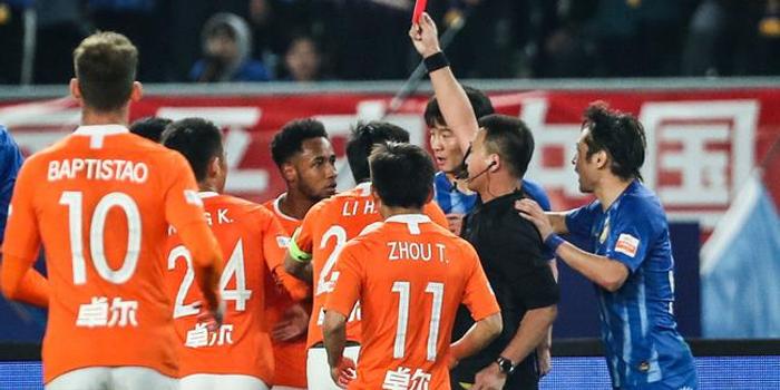  摩纳哥队长红牌停赛无缘生死战  