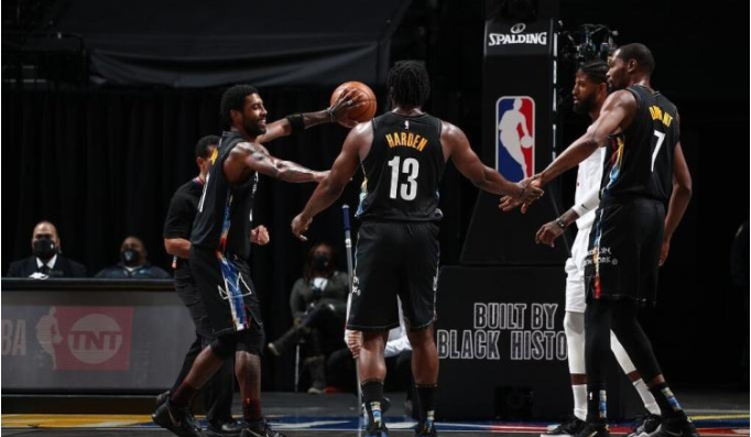  欧文拒绝接种疫苗，篮网新赛季阵容存疑  